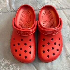Like New CROCS Women’s Sandals - Bright Red W sz7 M sz5